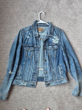 American Eagle Outfitters Light Blue Denim Jacket with Brown Patch